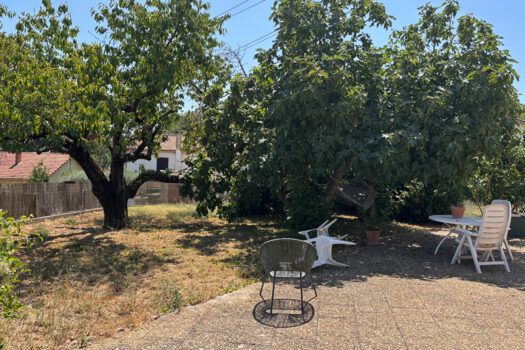 T2 entièrement rénové d’environ 37m² avec grand jardin