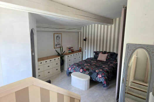 LA BOUILLADISSE – Villa T5/6 de 145m² s/ 1297m² de jardin