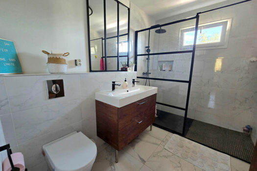 LA BOUILLADISSE – Villa T5/6 de 145m² s/ 1297m² de jardin