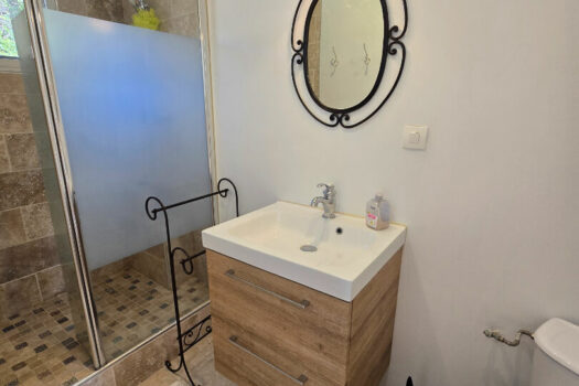 LA BOUILLADISSE – Villa T5/6 de 145m² s/ 1297m² de jardin