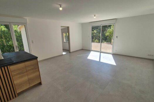 MAISON T3 PLAIN PIED entièrement rénovée