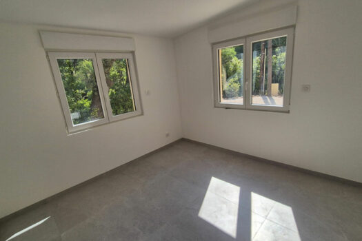 MAISON T3 PLAIN PIED entièrement rénovée