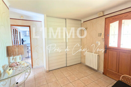 Maison 137m² 4 chambres piscine 11058m² de terrain.