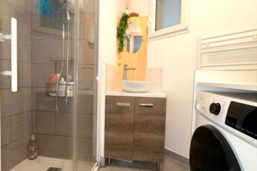 Appartement Peypin 2 pièce(s) 33 m2