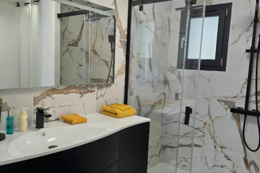 Villa Belcodene 5 pièce(s) 150 m2 + T2 de 53m²