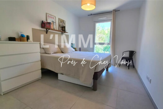 3 pièces récent avec terrasse et garage