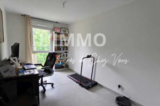 3 pièces récent avec terrasse et garage