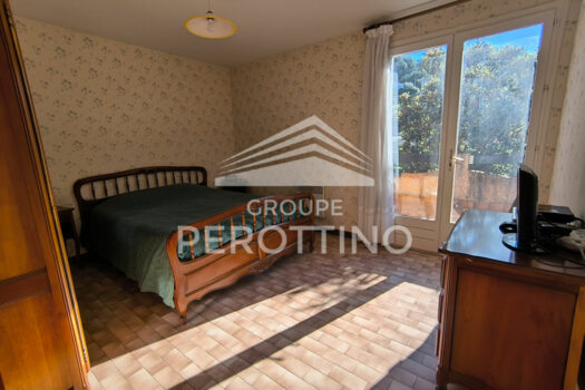 Maison familiale de 126 m² sur 2 000 m² de terrain plat