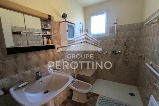 Maison familiale de 126 m² sur 2 000 m² de terrain plat