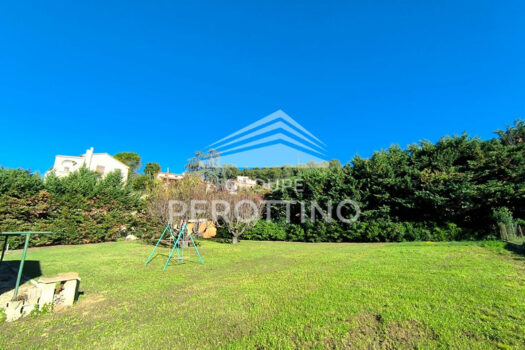 Maison familiale de 126 m² sur 2 000 m² de terrain plat