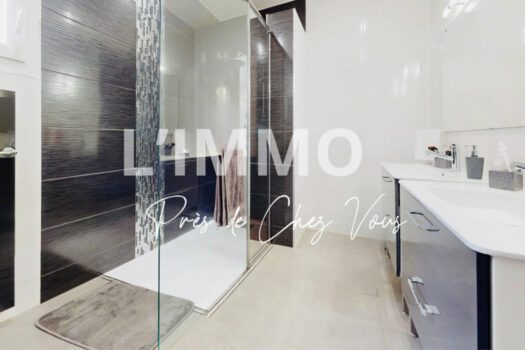 Propriété 140 m² 170 m² de sous sol