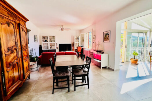 Magnifique maison T6 Saint Zacharie