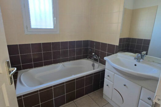 Villa Greasque 4 pièce(s) 90 m2