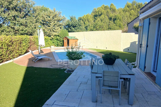 Maison Cadolive 6 pièce(s) 137 m2
