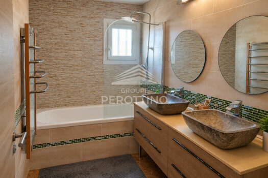 Maison Cadolive 6 pièce(s) 137 m2