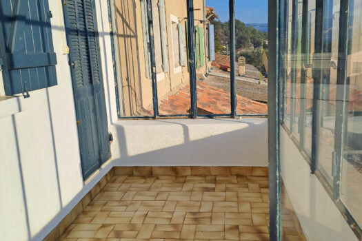 MAISON VILLE RENOVEE PEYPIN – 3 pièce(s) – 60 m2