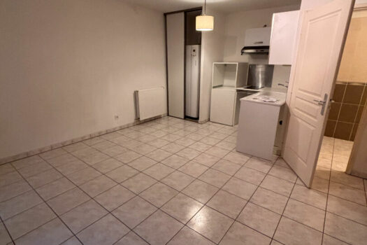 STUDIO GARDANNE – 1 pièce(s) – 28 m2