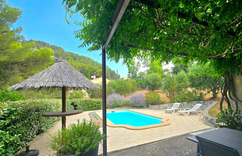 Maison 4 pièces 85 m² · à Cadolive · 85 m² · 1 500 000 €