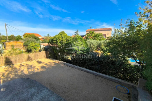 TRETS – Villa T4 s/ 225m² jardin