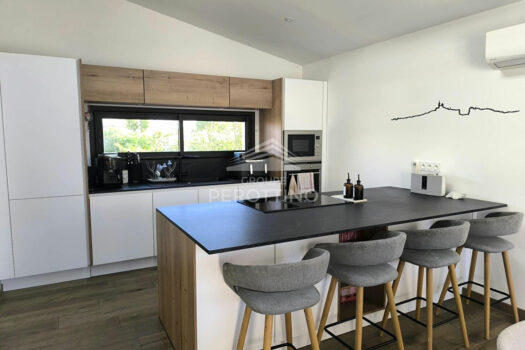 TRETS – Villa T4 s/ 225m² jardin