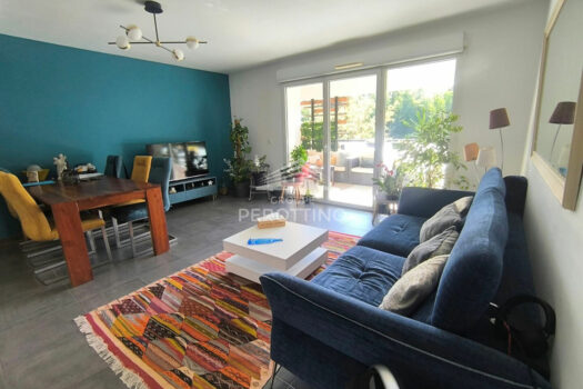 Appartement La Destrousse 3 pièce(s) 64 m2 + Terrasse