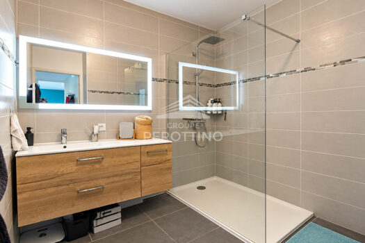 Appartement La Destrousse 3 pièce(s) 64 m2 + Terrasse